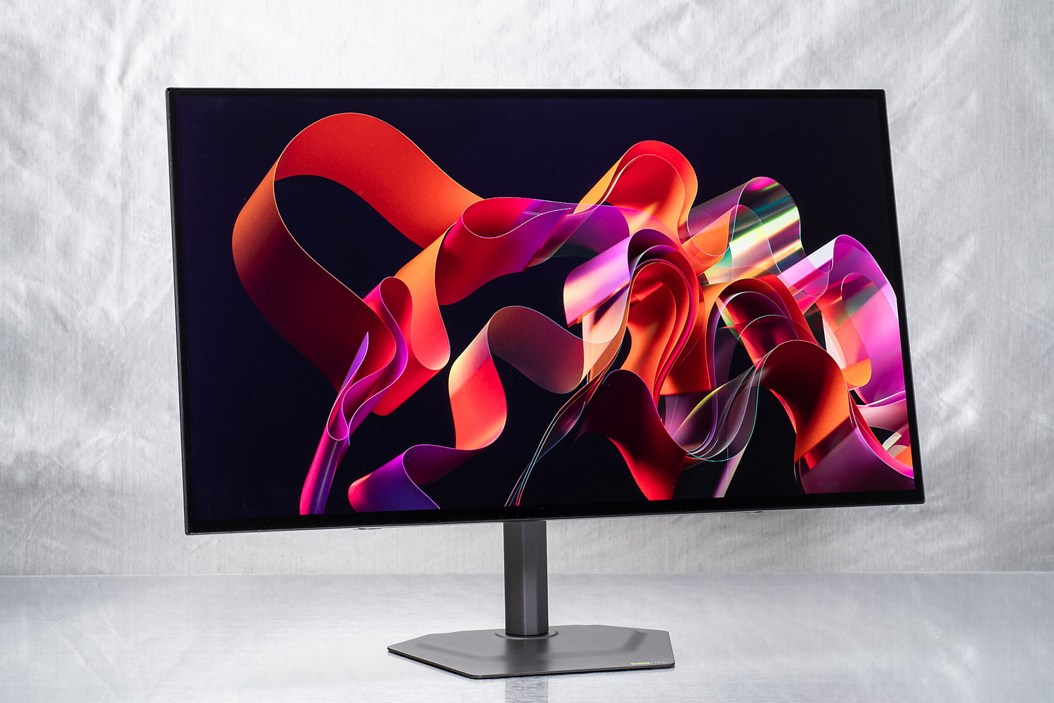 27型WQHD解像度の「MO27Q28G OLED Gaming Monitor」。実売価格は11万5,800円前後