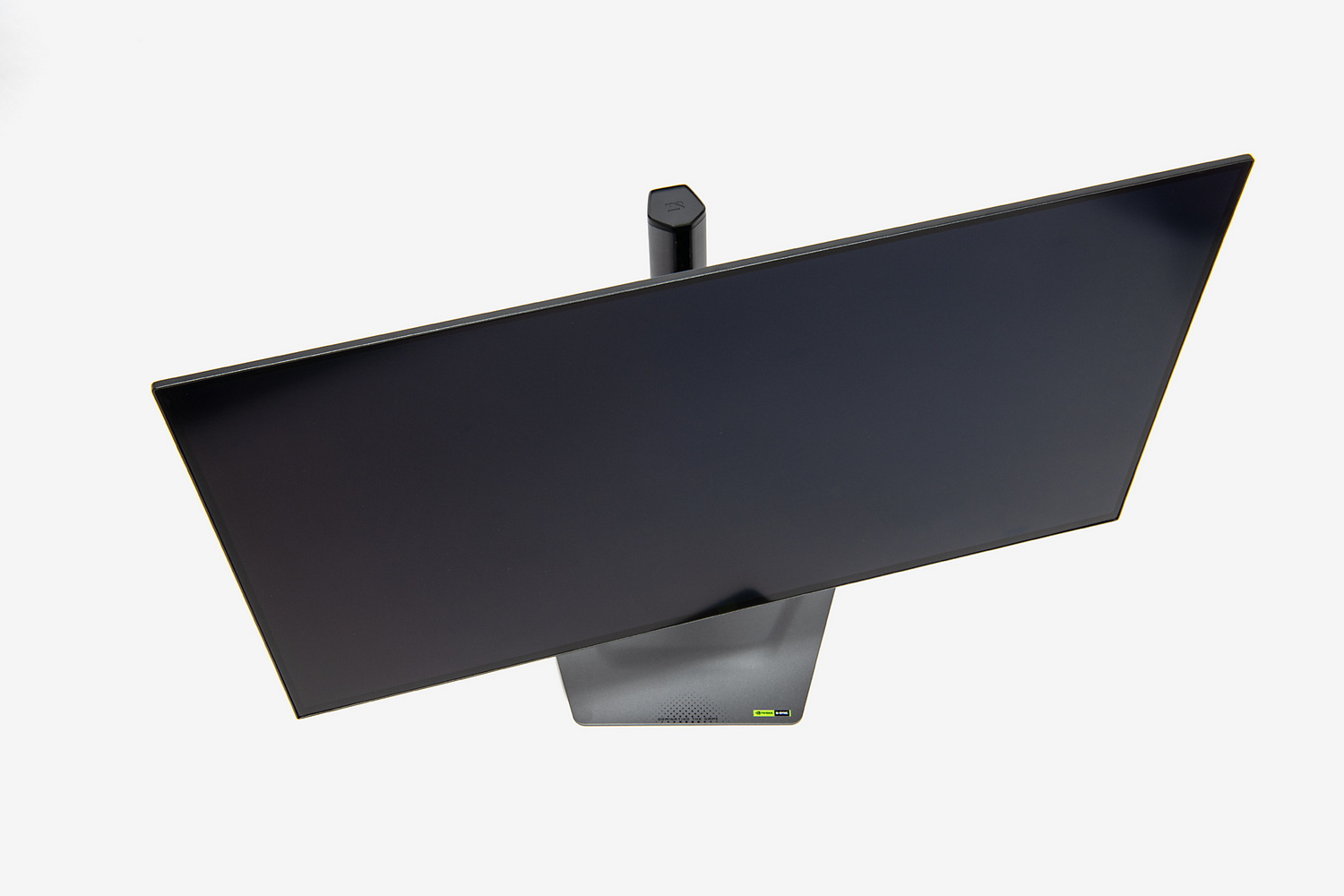 左右15度のスイベルも行える