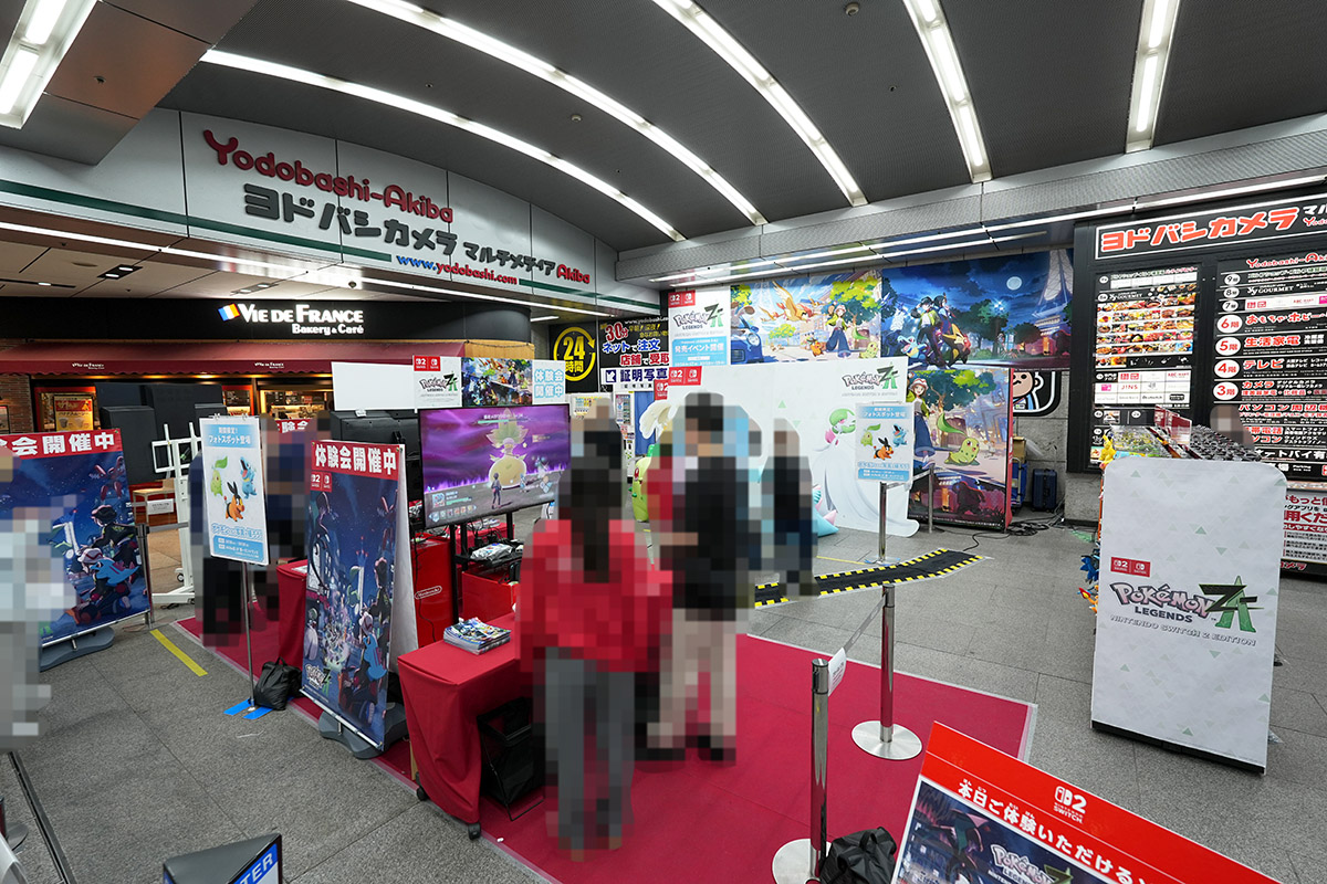 ヨドバシカメラマルチメディアAkiba(10月17日撮影)