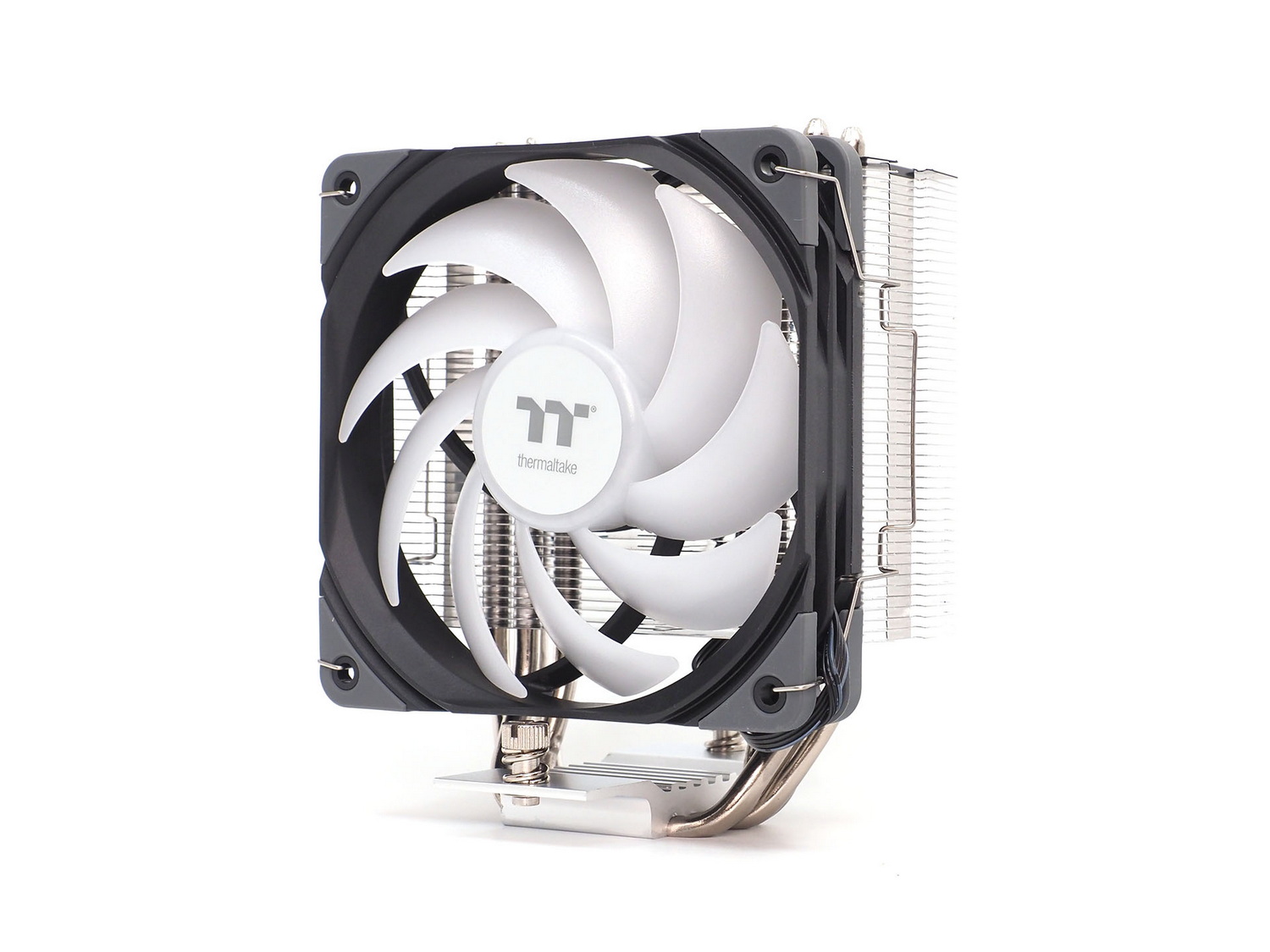 【主なスペック】対応ソケット：LGA1150/1151/1155/1156/1200/1700/1851、Socket FM1/2、AM2/2+/3/3+/4/5●ファン：12cm角×1(700～1,800rpm、PWM対応)●サイズ(W×D×H)：125×92×152mm●重量：484g(実測)