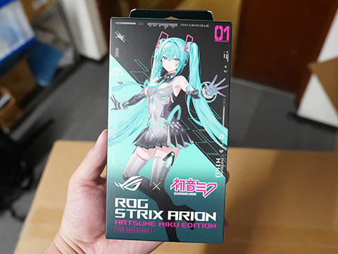 ASUS ROG×初音ミクコラボのPCパーツ/周辺機器が7製品、X870Eマザーや