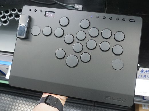 FILCO初のレバーレスアケコン「GRANPRO ITADAKI」が登場、18ボタン搭載