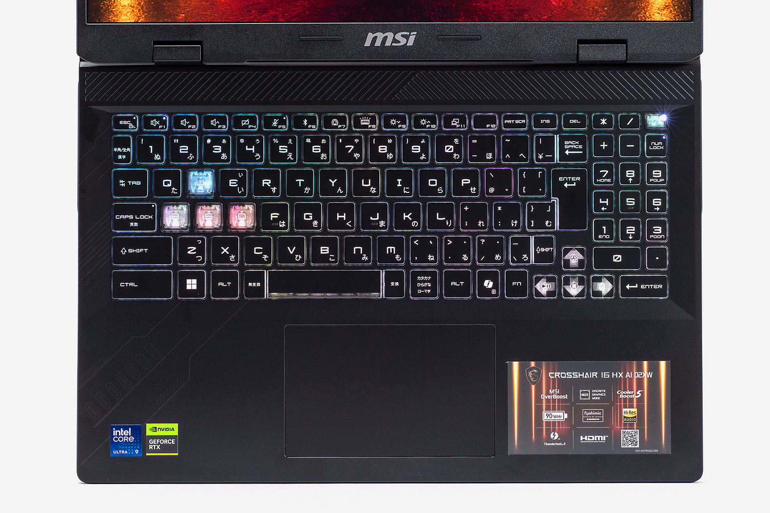 キーボードは日本語配列で24ゾーンに分かれたRGBバックライトを内蔵