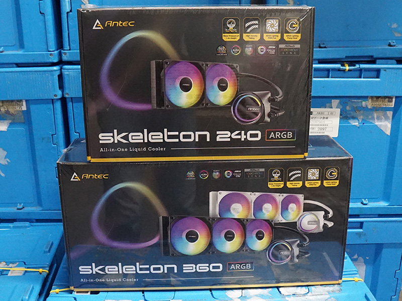 「Antec Skeleton ARGB」