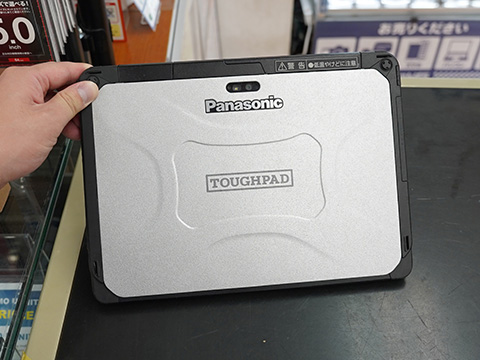 高耐久10.1インチAndroidタブレット「TOUGHPAD FZ-A2」が3,980円！中古