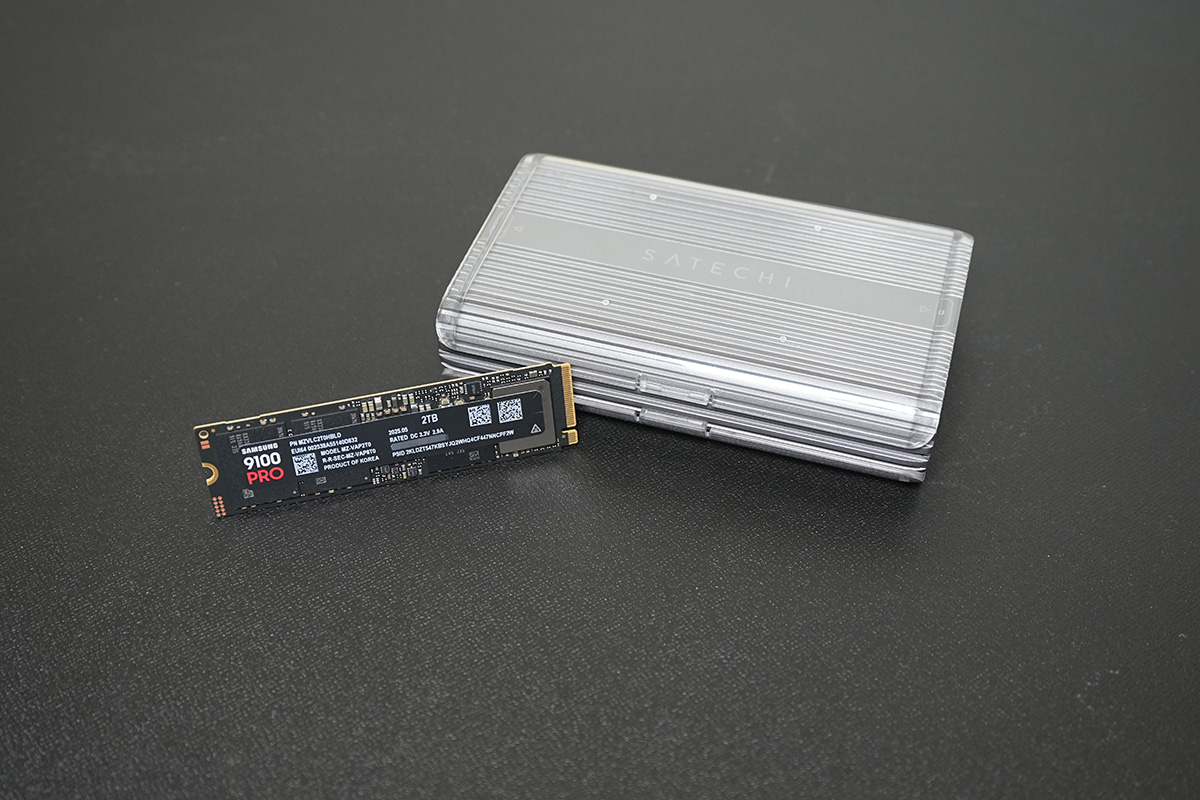 Satechi ST-EU4NPMとSamsung 9100 PRO 2TB