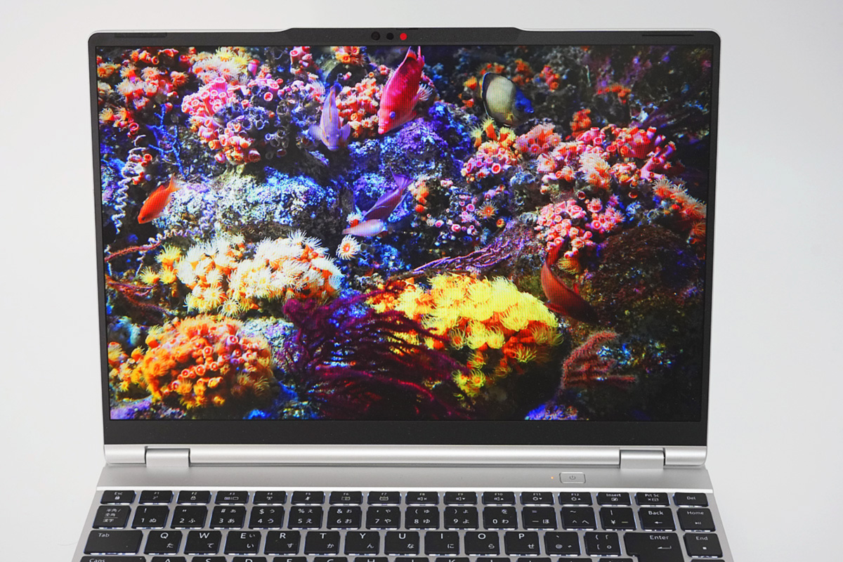 鮮やかな画像もしっかり表示してくれます