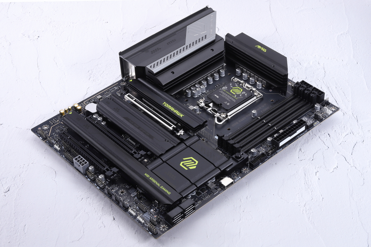 MSI Z890 TOMAHAWK WIFI