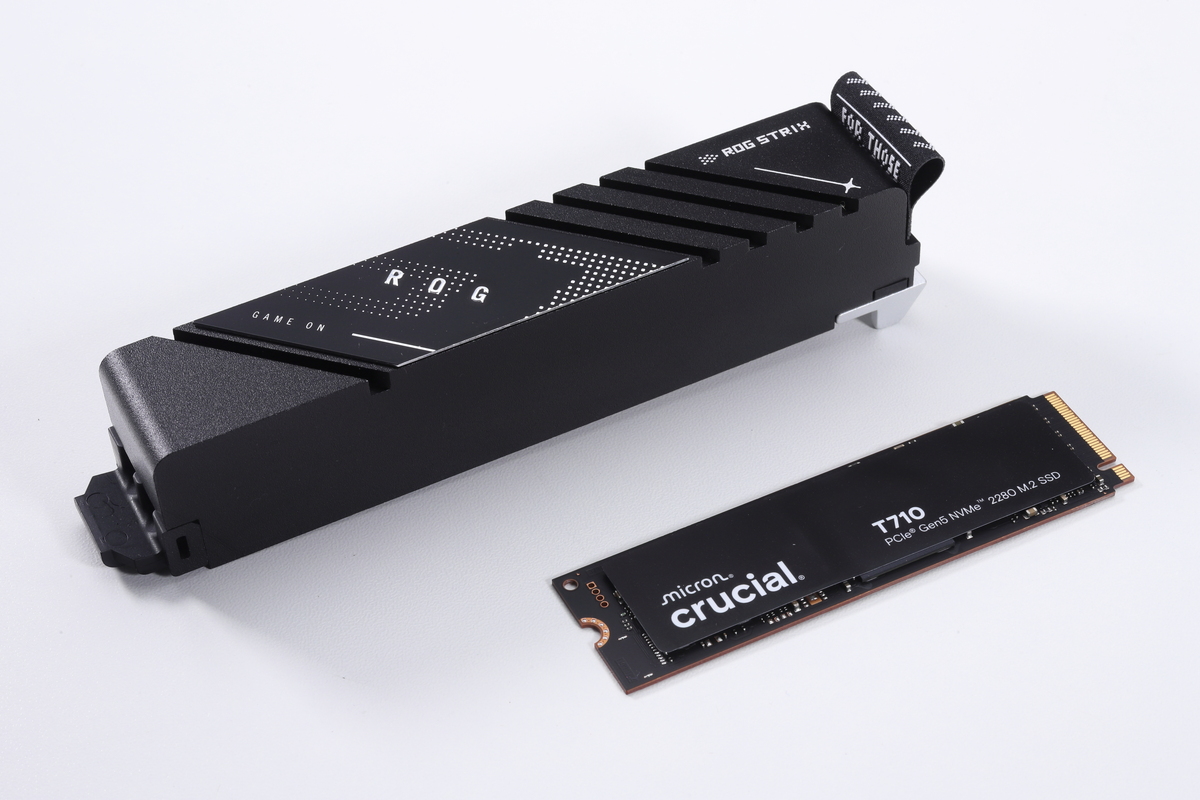 T710がマザーボードのヒートシンクで十分に冷える発熱量なのかをチェックしてみた