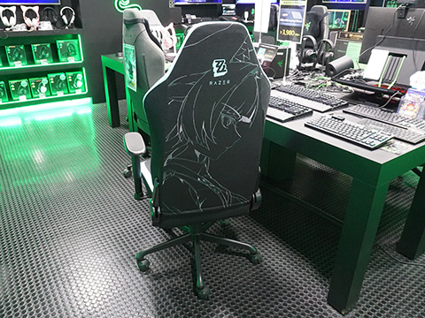 Razer製ゲーミングチェア「Iskur V2 X」の『ゼンゼロ』星見雅コラボ