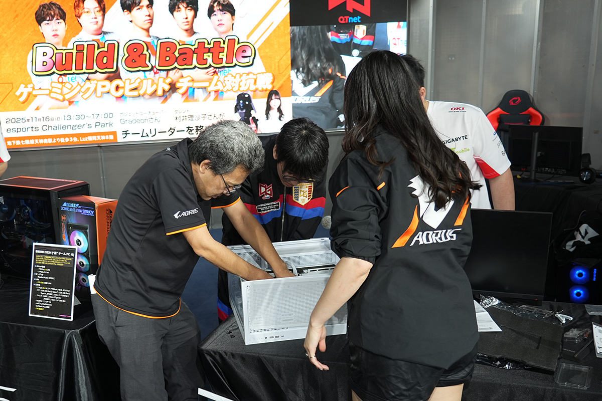 日本ギガバイトの川村氏がチェックに入り、配線などを修正