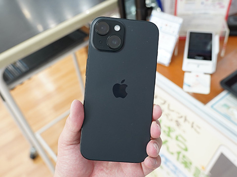 iPhone 15 128GBの中古品が79,800円など！じゃんぱらのブラック