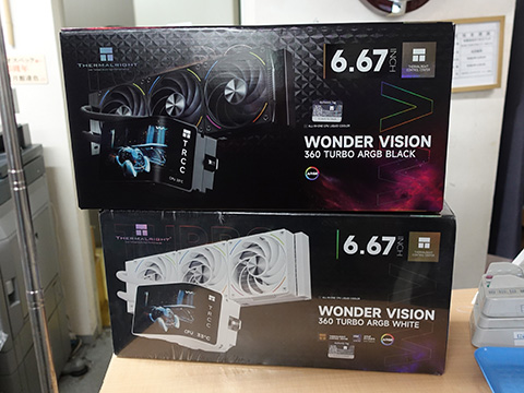 Thermalright WONDER VISION 簡易水冷CPUクーラー 6.67インチL字型ディスプレイ搭載の水冷クーラー「Wonder Vision 360