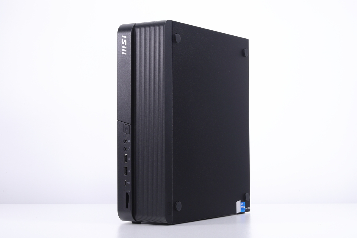 PRO DP80 A14G-065JPは縦置きと横置きに両対応。設置場所の状況に応じたスタイルで運用できる