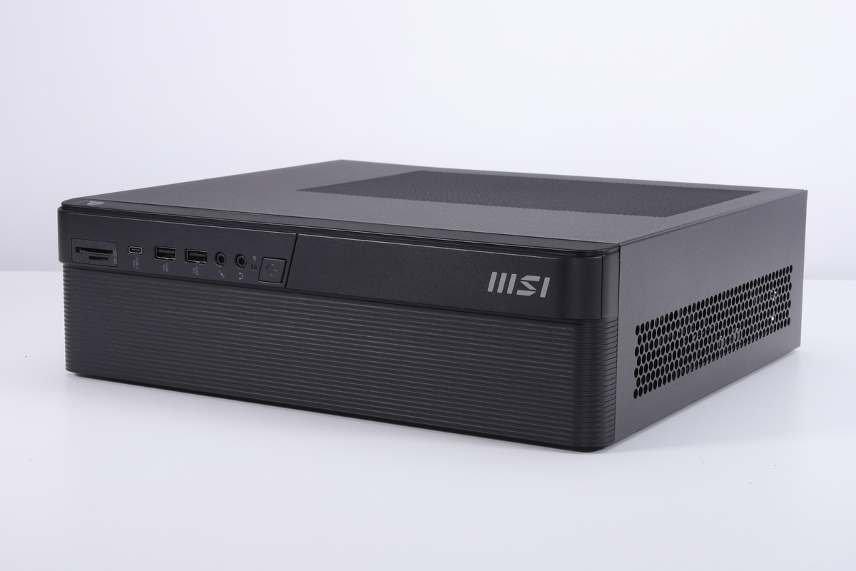 PRO DP80 A14G-065JPは縦置きと横置きに両対応。設置場所の状況に応じたスタイルで運用できる