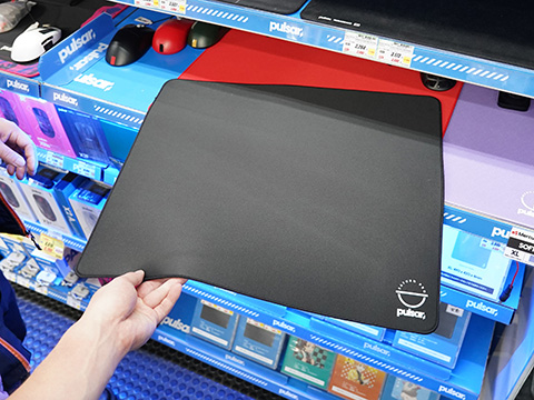 Pulsarの布製ゲーミングマウスパッド「Mercury Pro」「Saturn Pro