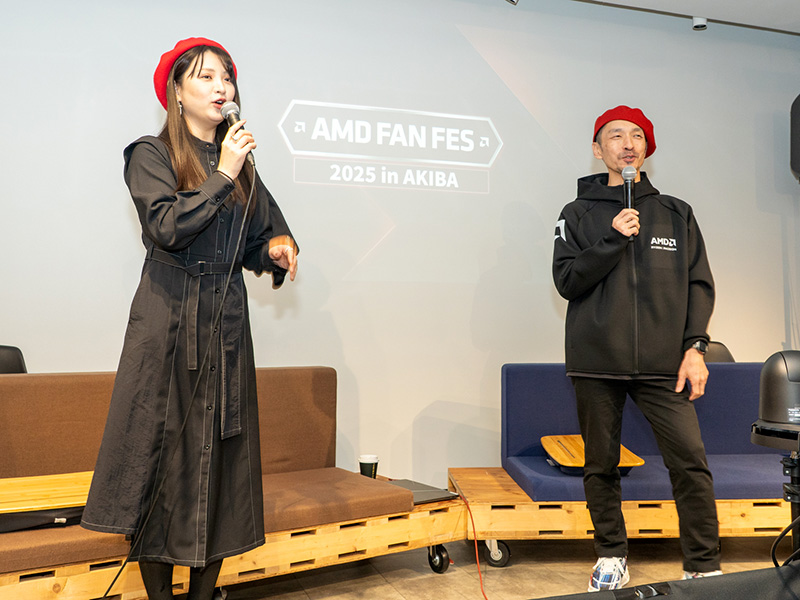 AMDの佐藤美明氏（右）とMCをつとめた鈴木咲さん（左）