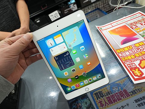 再お値下げ❗️iPad mini 第5世代　Wi-Fiモデル 美品 Amazon.co.jp: 【整備済み品】 Apple iPad mini (第5世代) Wi-Fi +
