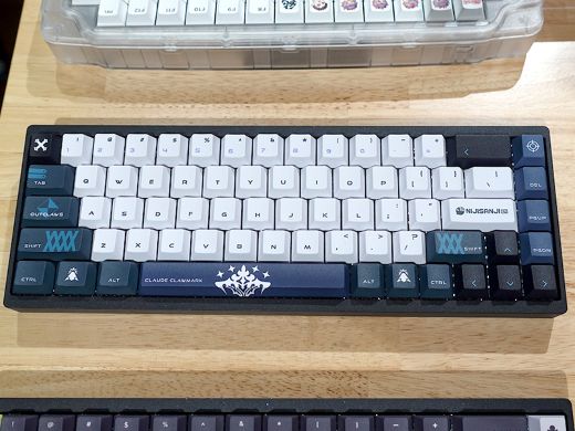 Arbiter×NIJISANJI ENコラボのラピトリゲーミングキーボードが予約開始