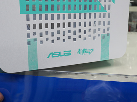 初音ミクコラボのmicroATXケース「ASUS A23 Hatsune Miku Edition」が