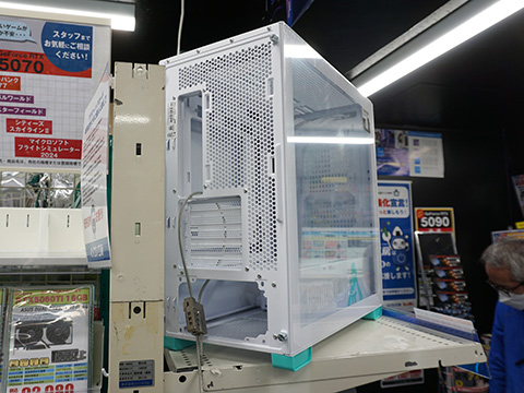 初音ミクコラボのmicroATXケース「ASUS A23 Hatsune Miku Edition」が