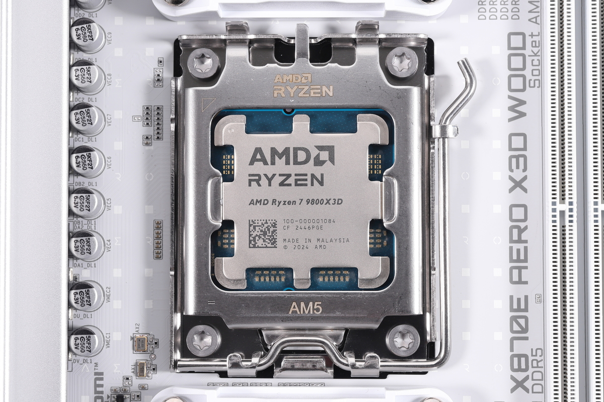 AMDのゲーミングCPU「Ryzen 7 9800X3D」