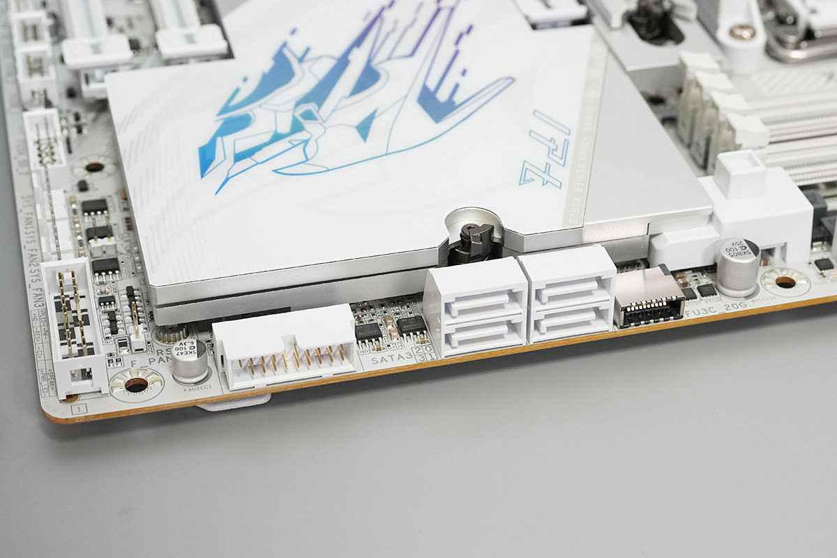 (新)X870E AORUS PRO X3D ICE