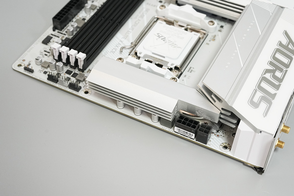 (旧)B650E AORUS ELITE X AX ICE