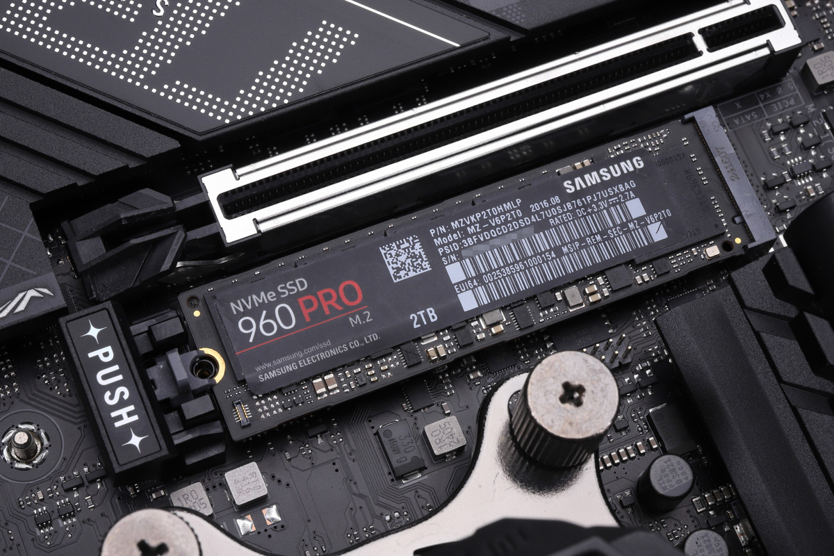 960 PRO 2TBモデル