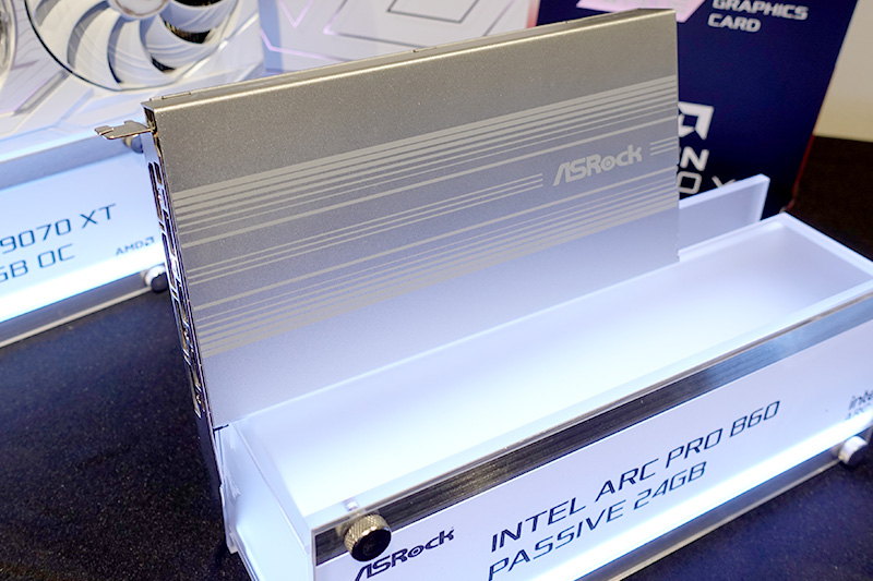 パッシブ冷却設計の1スロットカード「Intel Arc PRO 860 Passive 24GB」