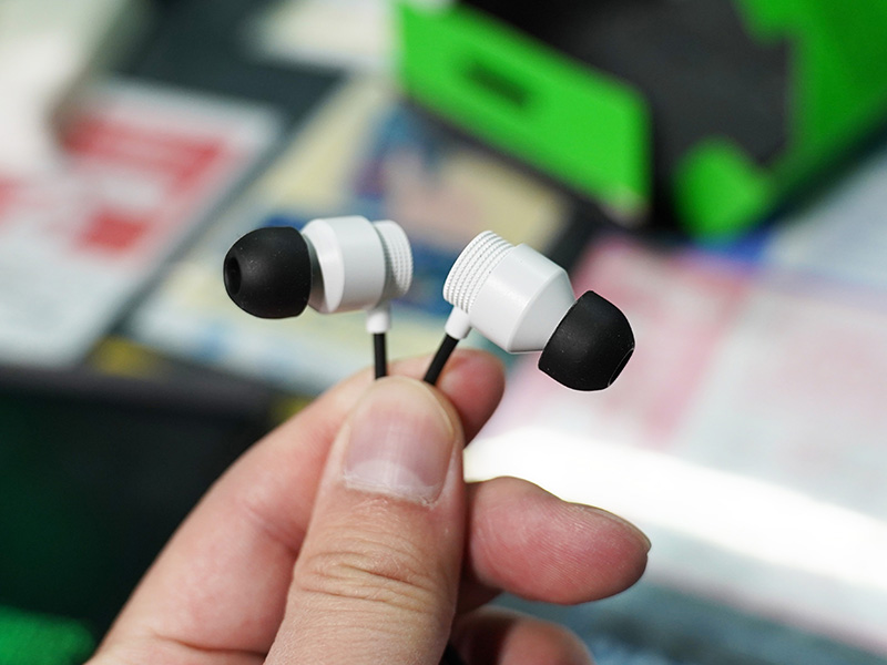 「Razer Hammerhead V3（White Edition）」