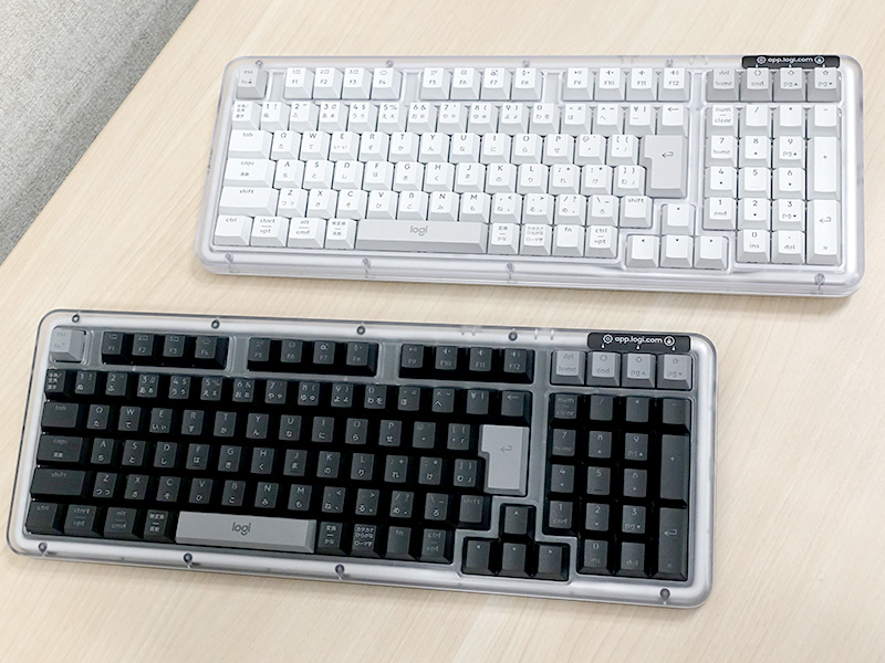 Alto Keys K98M（上:オフホワイト/下:グラファイト）