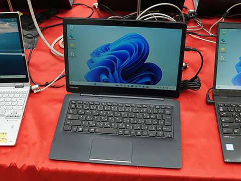 Core i5-8250U搭載の2in1 PC「dynabook D83/DN」が17,800円、中古PC