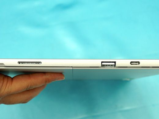 第10世代Core+メモリ16GB搭載の「Surface Pro 7 256GB」が47,800円