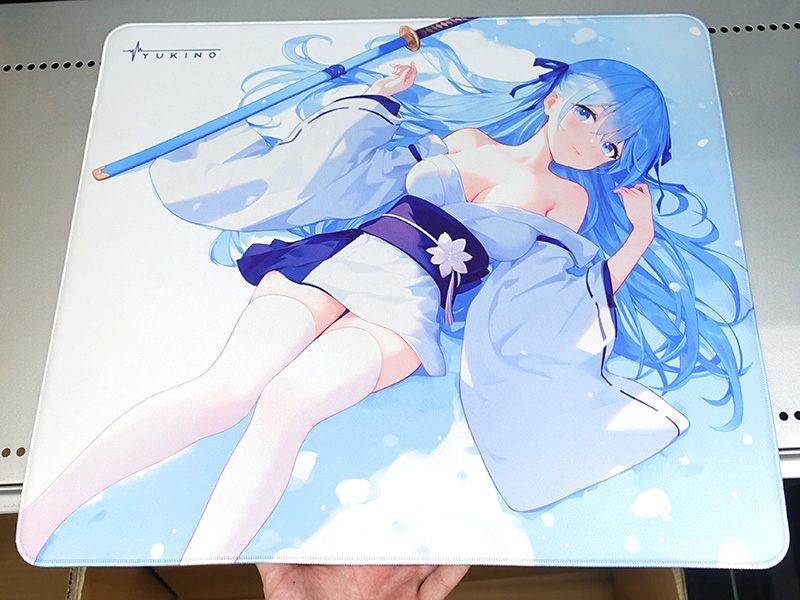 <a href="https://akiba-pc.watch.impress.co.jp/docs/news/news/1666644.html" class="deliver_inner_content i">着物姿の女性キャラが描かれたゲーミングマウスパッド「MONOGATARI Yukino」</a>