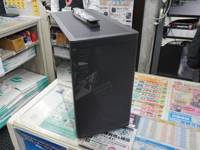 「Corvus CR410 ARGB」