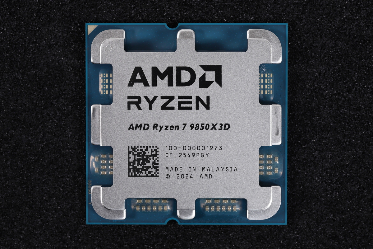 96MBの大容量L3キャッシュを備える8コア/16スレッドのゲーミングCPU「Ryzen 7 9850X3D」。標準TDPは120W、PPTは162W。