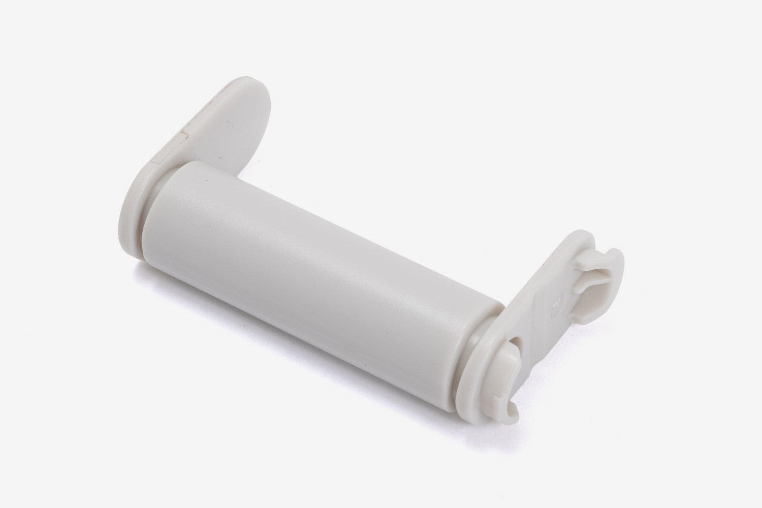 ヘッドセットなどを引っかけられるフックが付属する。フックは前面や天板、右側板の穴を使ってマウントする構造なので、好きな場所に設置できる