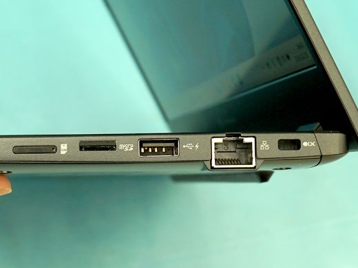 第11世代Core/16GBメモリ搭載の13.3インチノート「dynabook G83/HU」が