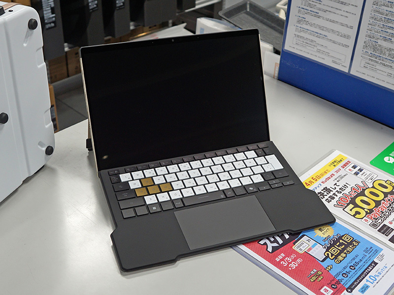 「ROG Flow Z13-KJP」