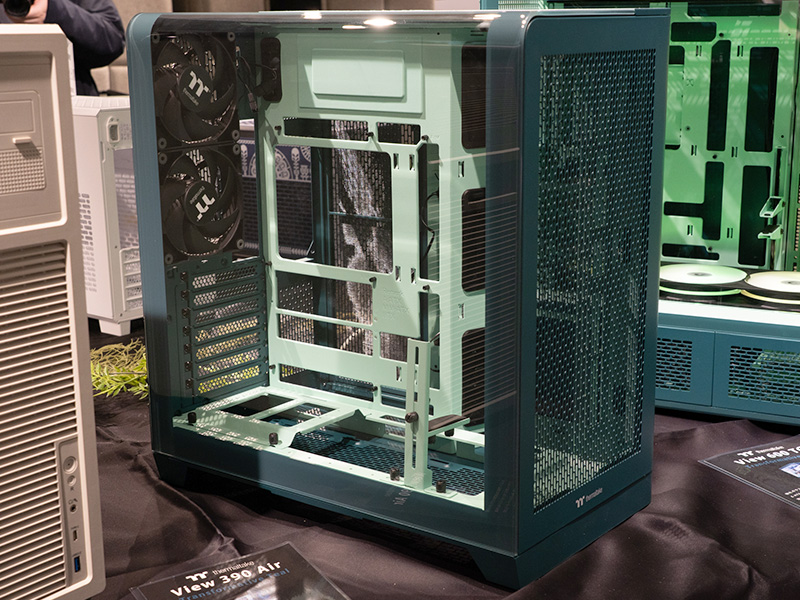 View 390 Air Transformative Teal