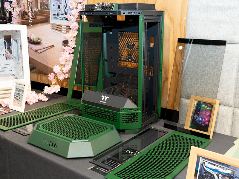 Tower 300 Racing Green