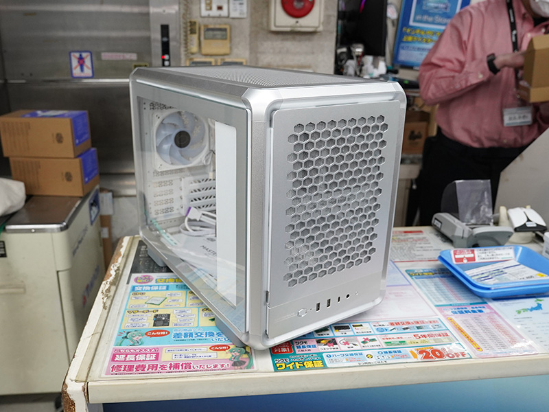 「MasterFrame 400 Mesh Silver」