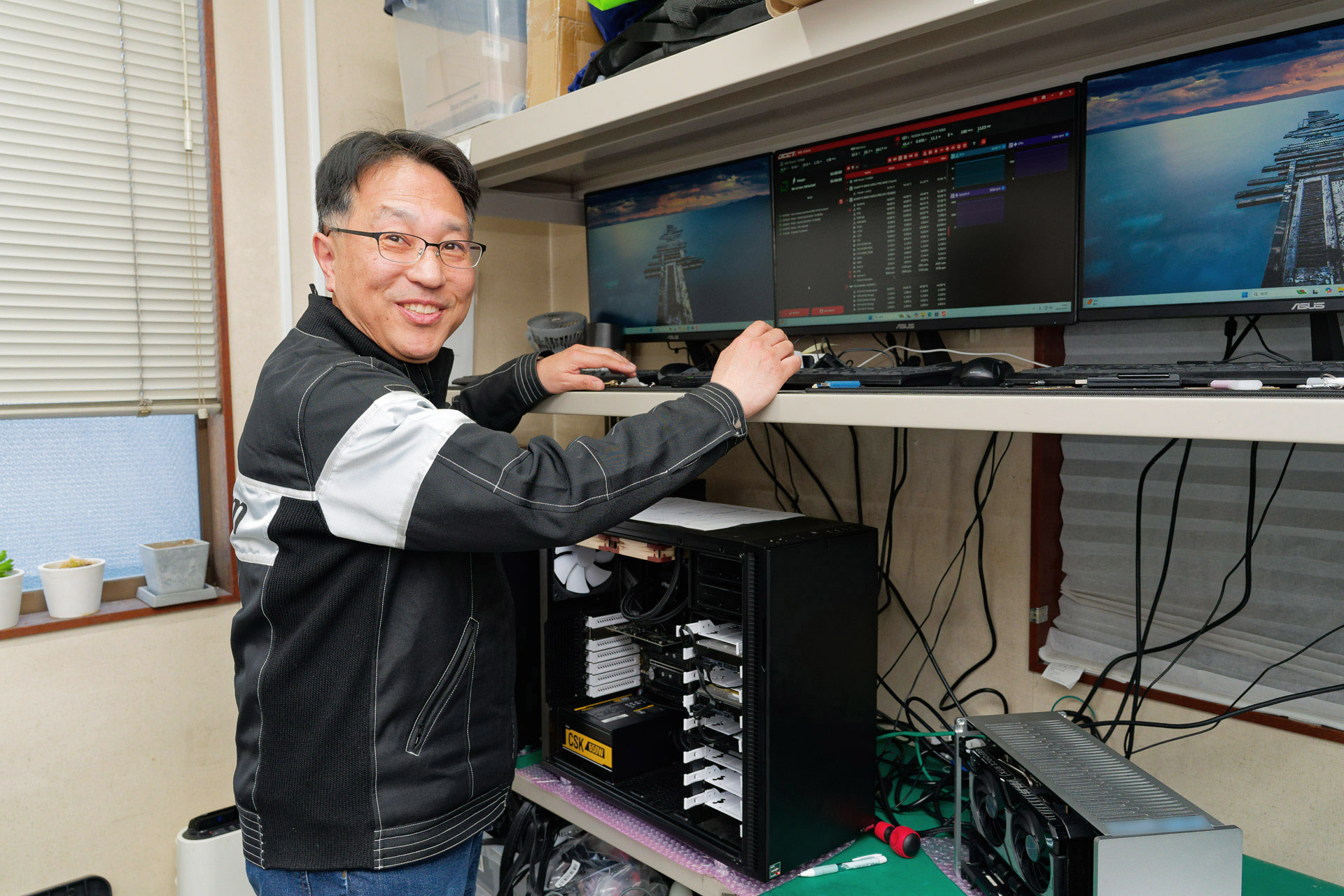 株式会社サイコム 工場長の中谷誠吾氏。ユーザーと直接やり取りしてサポートすることも多く、サイコムの品質を管理するキーマンだ