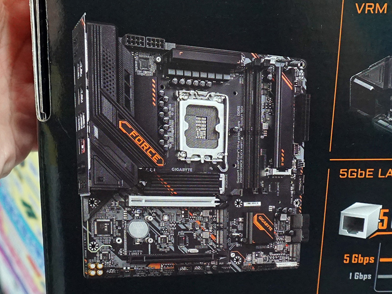 「Z890M FORCE DUO X WIFI7」