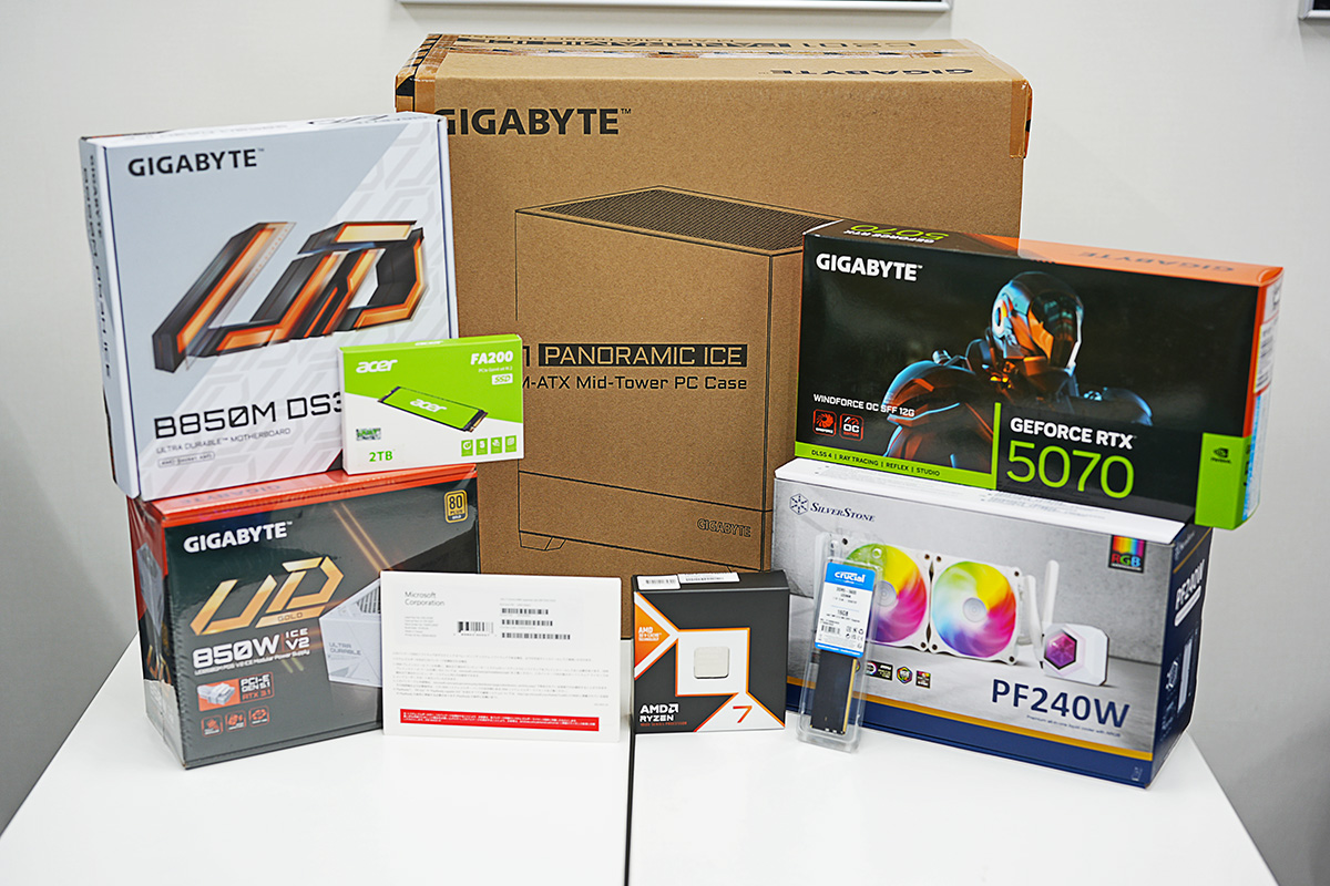 実際にユーザーが購入した構成の一例、ケースはGIGABYTEのC201 PANORAMIC ICE