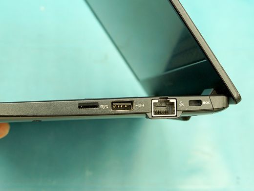 美品 東芝 Dynabook G83/HS 第11世代 13.3型 ノートPC 第11世代Core/12GBメモリ搭載のdynabook製13.3インチノートが42,800円