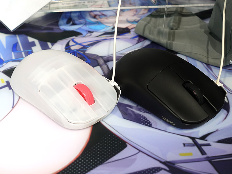 Blazing Sky ZERO Frosted WhiteとBlack