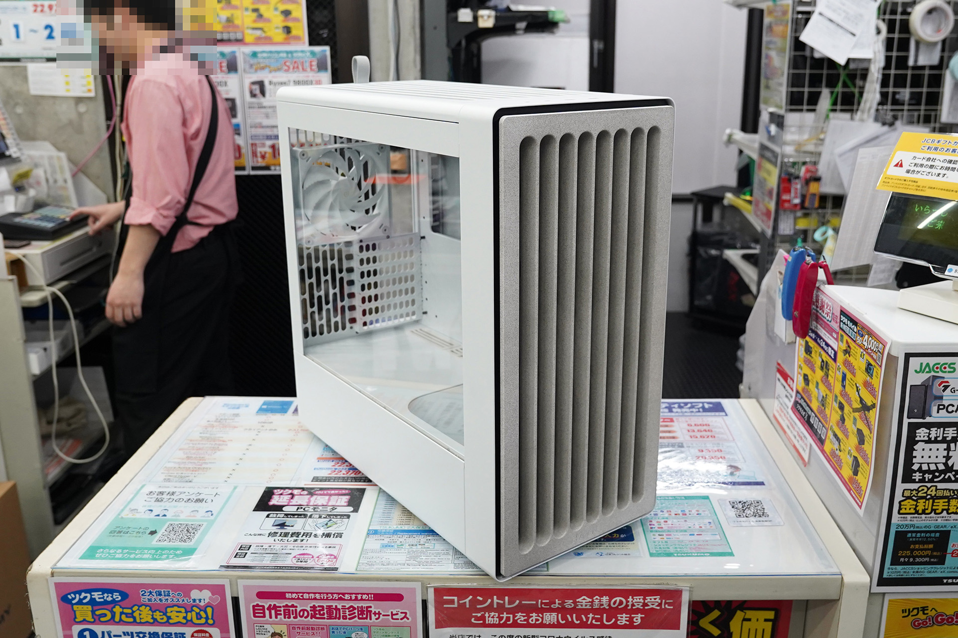 「BF 360 Flow White」
