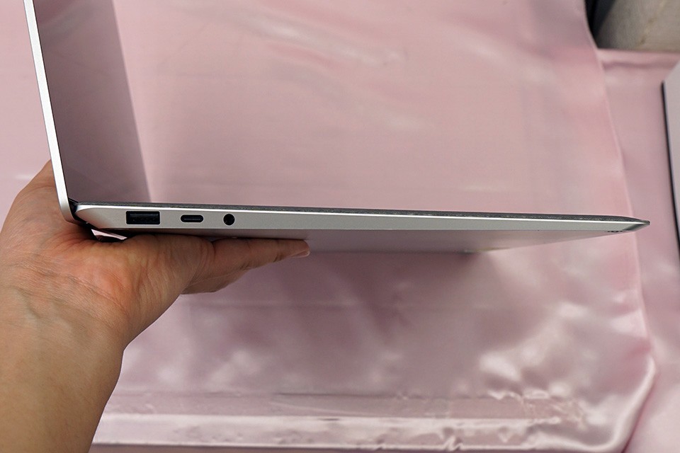 【極美品・ほぼ未使用】Surface Laptop4 Ryzen/メモリ16GB Ryzen 5 4680Uや16GBメモリ搭載の「Surface Laptop 4」が57,800円